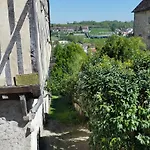 Ferienhaus Les Volets Bleus Provins