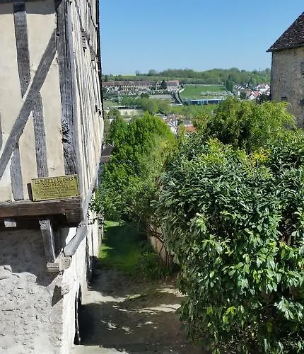 Casa de Férias Les Volets Bleus Provins